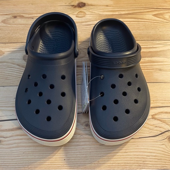 Crocs Off Court Clog - Picture 5 of 16